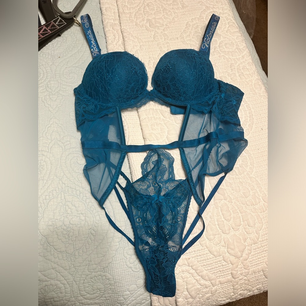 Victoria’s Secret Shine Strap Push Up Bodysuit with Gstring akaTeddy